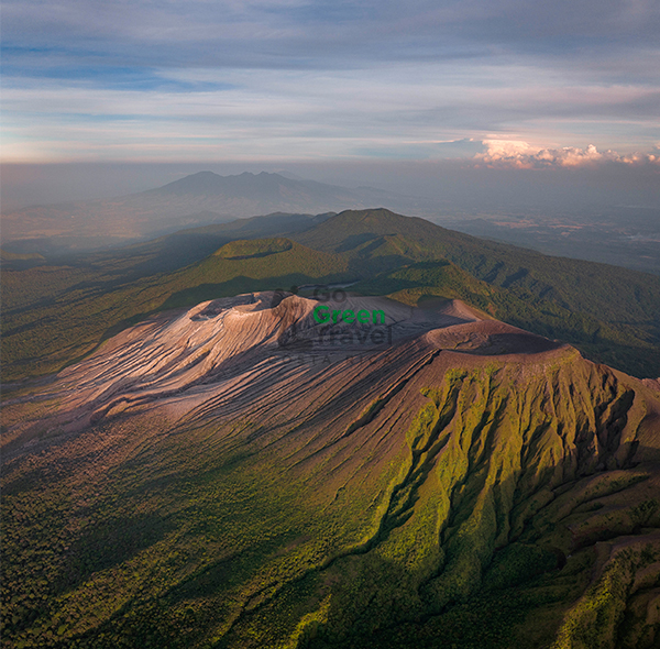 Costa Rica Dos Volcanes